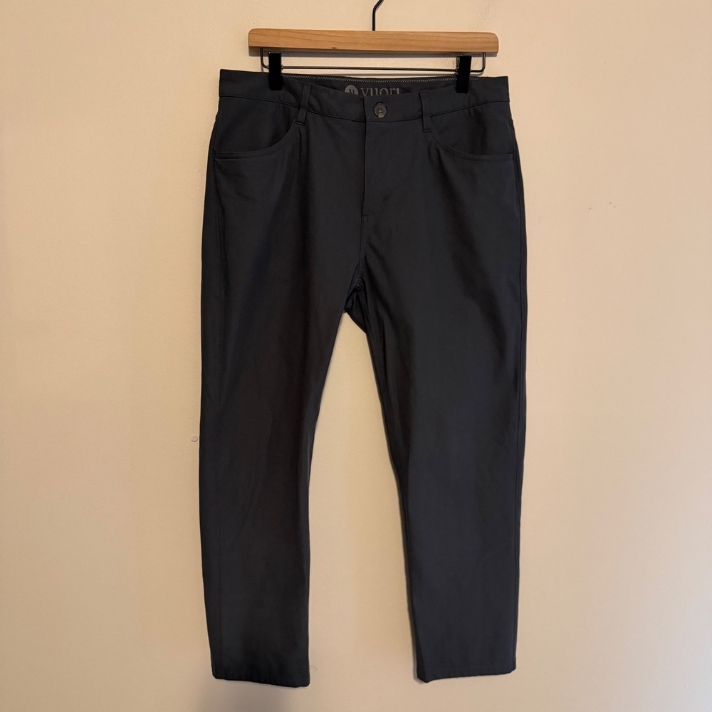 Vuori Meta Pants 33 gray commute performance active travel golf athletic